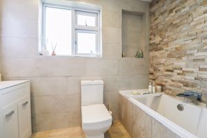 Family Bathroom- click for photo gallery